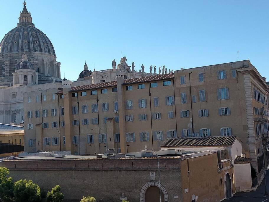 Il Panorama Di San Pietro Apartment Rome Bagian luar foto